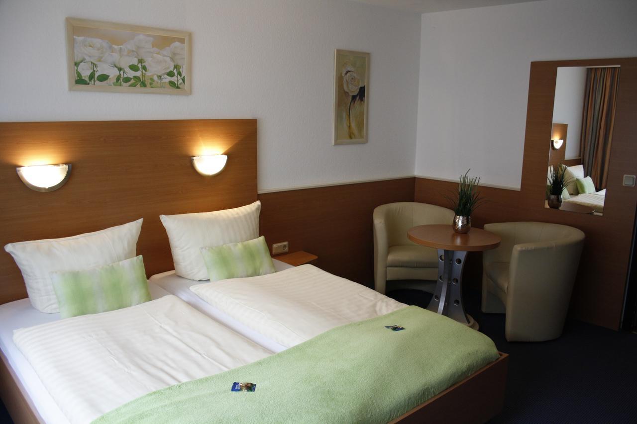 Hotel Pellmuehle Jever Esterno foto